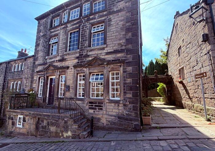 2 Bedroom Flat For Sale In Towngate, Heptonstall, Hebden Bridge, HX7