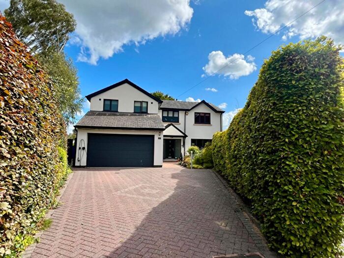 4 Bedroom Detached House For Sale In Regent Close, Bramhall, SK7