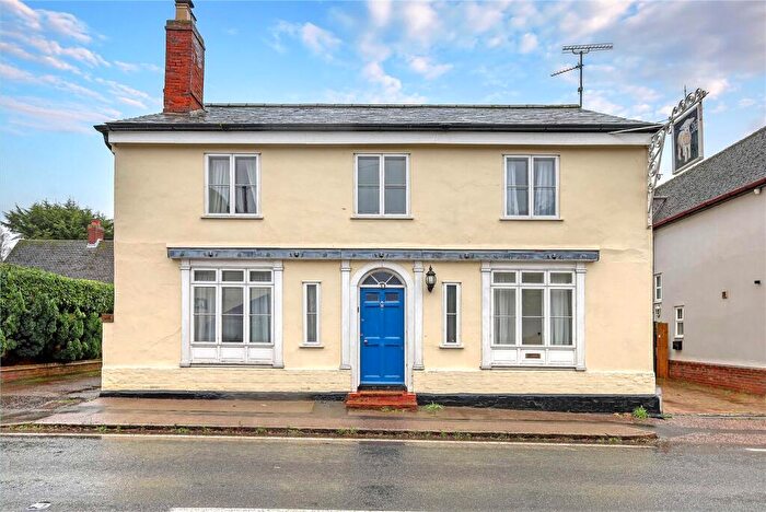 6 Bedroom Detached House For Sale In The Street, High Roding, Dunmow, Essex, CM6