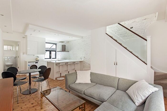 2 Bedroom Terraced House For Sale In Bradbury Mews, London, N16