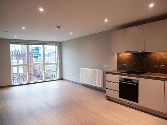 1 Bedroom Apartment To Rent In Candleriggs, Trongate, Glasgow, G1