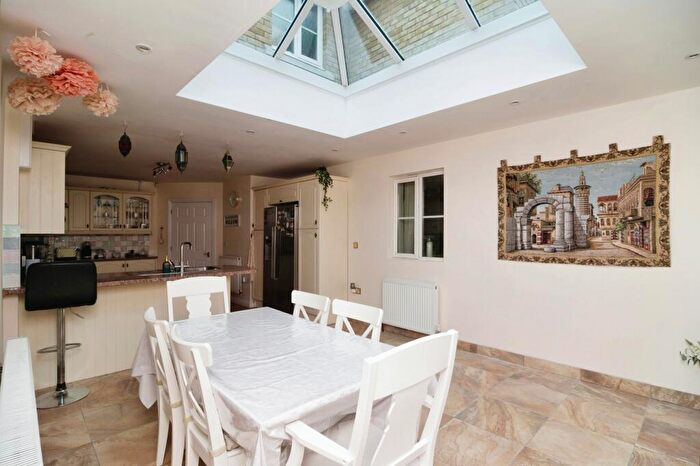 4 Bedroom House To Rent In Hedingham Road Chafford Hundred, RM16