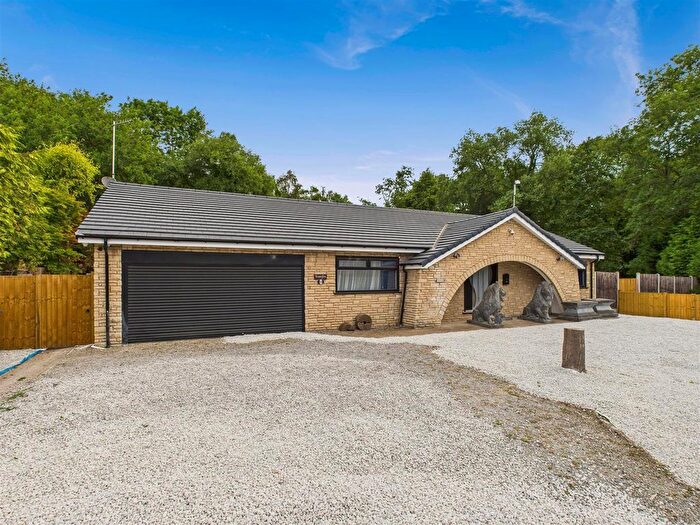 4 Bedroom Property For Sale In Crow Lane, Unstone, Dronfield, S18
