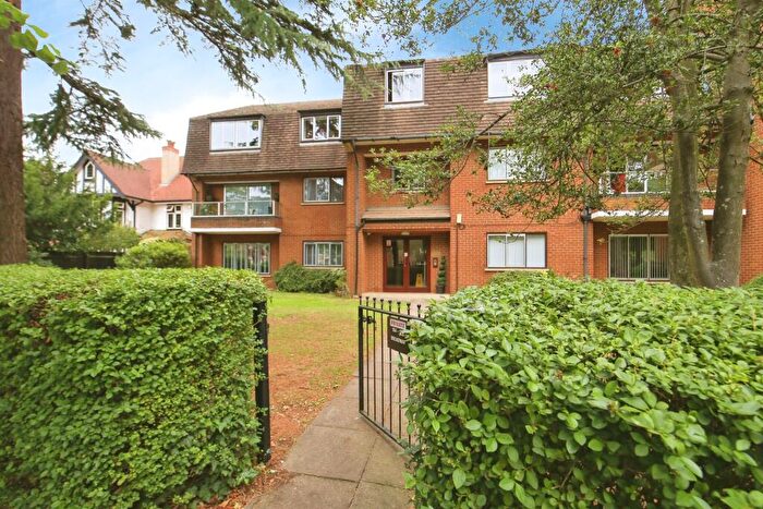 2 Bedroom Apartment For Sale In Broadway, Peterborough, PE1