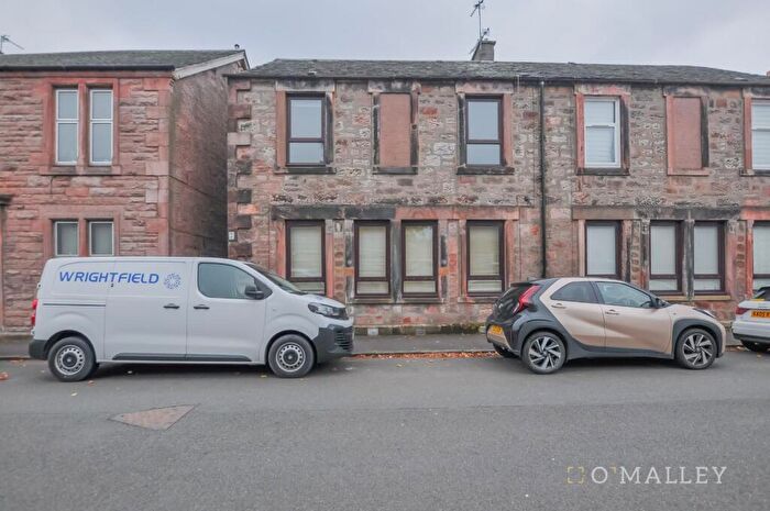 2 Bedroom Flat To Rent In Hill Street, Alloa, FK10