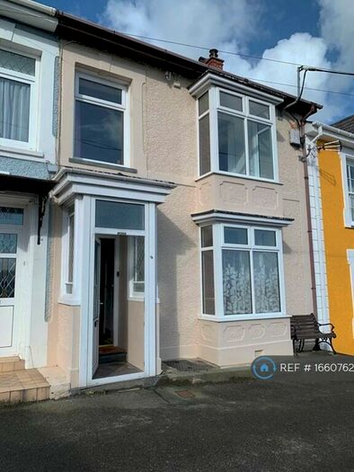 4 Bedroom Terraced House To Rent In High Terrace, New Quay, SA45