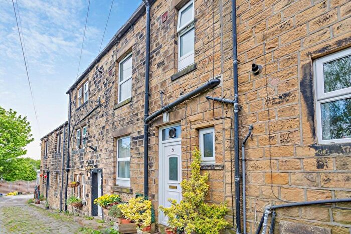 3 Bedroom Terraced House For Sale In Gable End Terrace, Pudsey, LS28