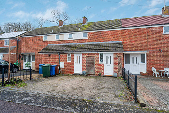 2 Bedroom Terraced House For Sale In Woodcote Road, Bicester, OX27