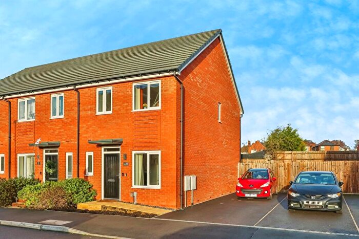 3 Bedroom End Of Terrace House For Sale In Stephenson Road, Eastwood, Nottingham, NG16