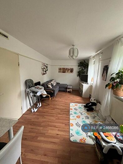 1 Bedroom Flat To Rent In Heavitree Close, London, SE18