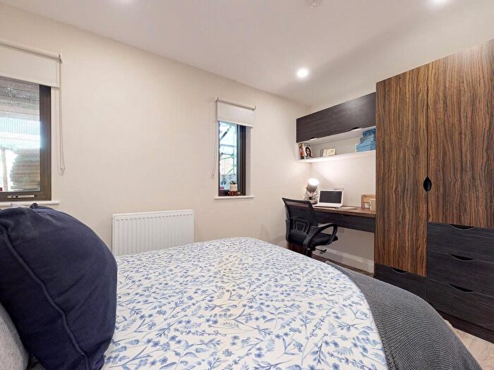 2 Bedroom Apartment To Rent In Apt, Apollo Residence #, S1