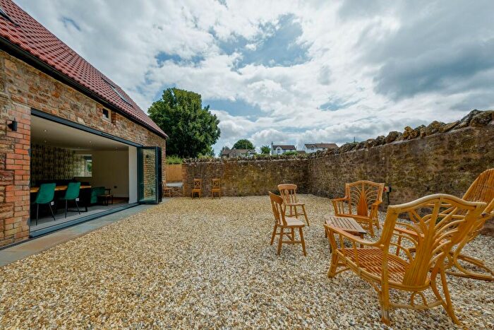 2 Bedroom Cottage To Rent In Sladacre Barn, Bath Road, Blagdon, Bristol, BS40