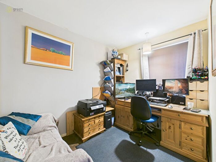 3 Bedroom End Terrace House For Sale In Chadwick Road, Sutton Coldfield, B75
