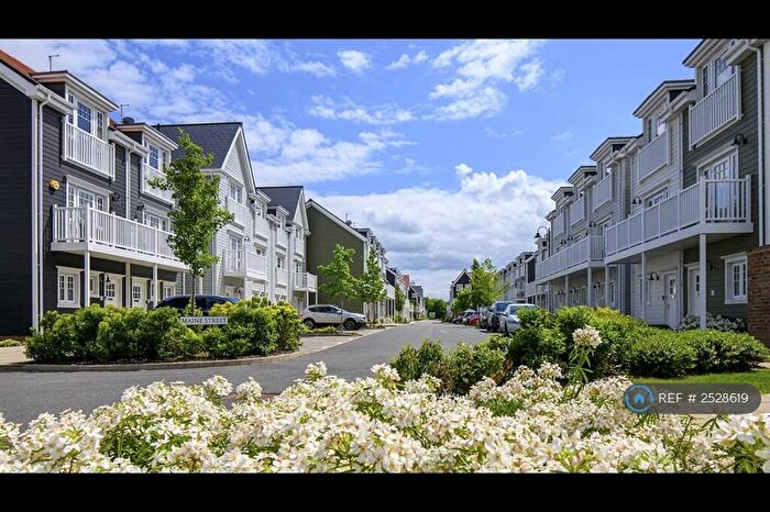 4 Bedroom Terraced House To Rent In Maine Street, Reading, RG2