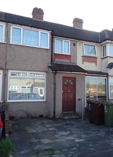 3 Bedroom Terraced House For Sale In Second Avenue, Dagenham, RM10