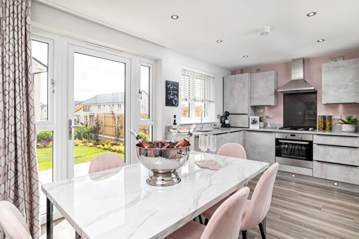 3 Bedroom Terraced House For Sale In Cuthbertson Walk Bucksburn Aberdeen, AB21