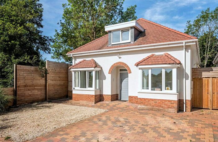 4 Bedroom Detached House For Sale In Goddington Lane, Orpington, BR6