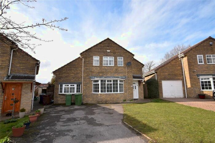 4 Bedroom Detached House To Rent In Westwinn View, Leeds, West Yorkshire, LS14