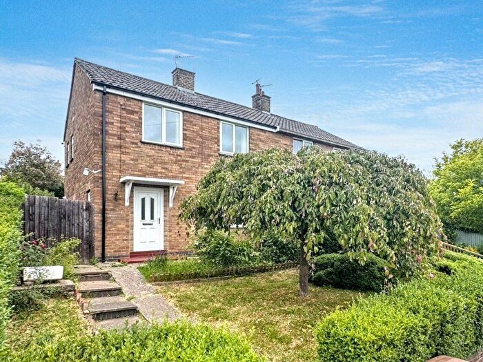 3 Bedroom Semi-Detached House To Rent In Sycamore Crescent, Sandiacre, Nottingham, NG10