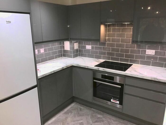 2 Bedroom Flat To Rent In Berber Parade, London, London, SE18