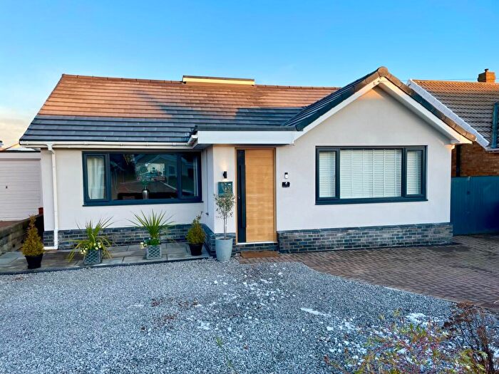 4 Bedroom Detached Bungalow For Sale In Maple Drive, Auckley, Doncaster, DN9