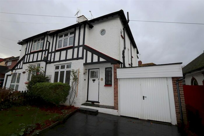 3 Bedroom Semi-Detached House To Rent In Belfairs Drive, Leigh-On-Sea, SS9