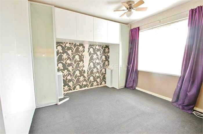 3 Bedroom Detached House To Rent In Stonehouse Crescent, Wednesbury, WS10