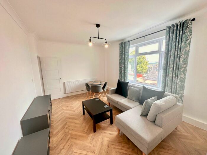 2 Bedroom Maisonette To Rent In Charles Street, Griffithstown, NP4