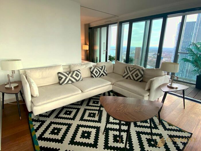 2 Bedroom Flat To Rent In Deansgate, Beetham Tower, M3