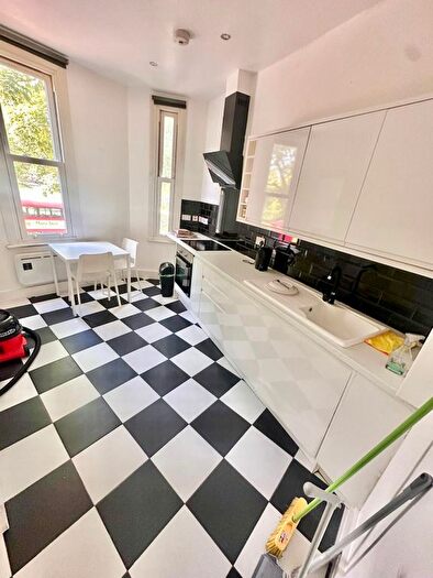 1 Bedroom Studio To Rent In Stoke Newington Common, N16