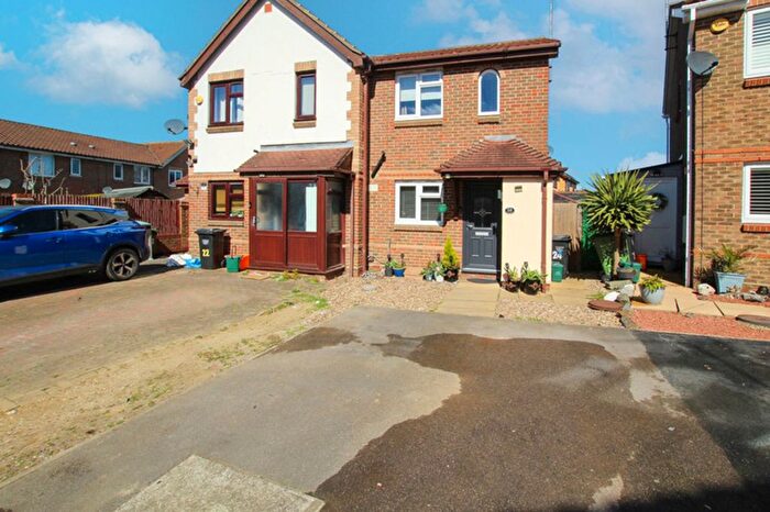 2 Bedroom Semi-detached House For Sale In Terence Webster Road, Wickford, SS12