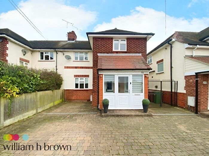 3 Bedroom Semi-Detached House To Rent In Billericay Road, Herongate, Brentwood, CM13