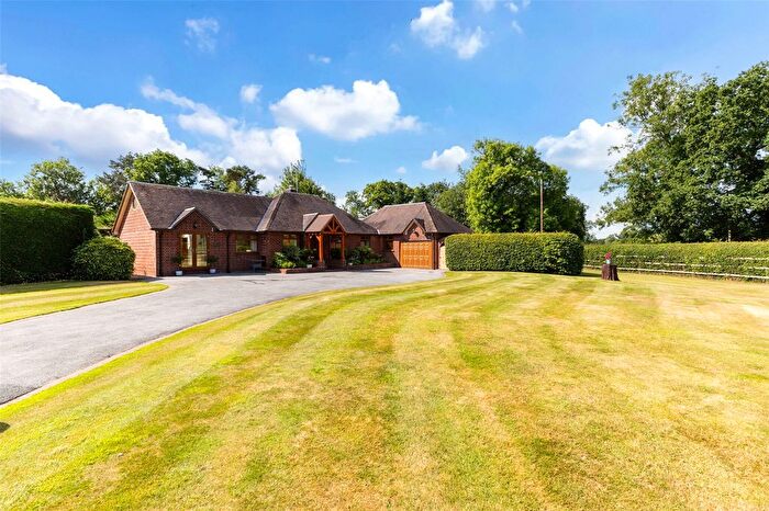 4 Bedroom Detached House For Sale In Rake Lane, Chorlton-By-Backford, Chester, Cheshire, CH2