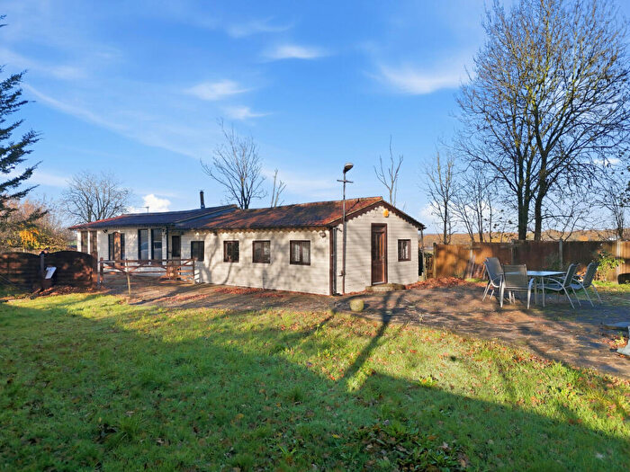 3 Bedroom Detached Bungalow For Sale In Curtis Mill Lane, Navestock, RM4