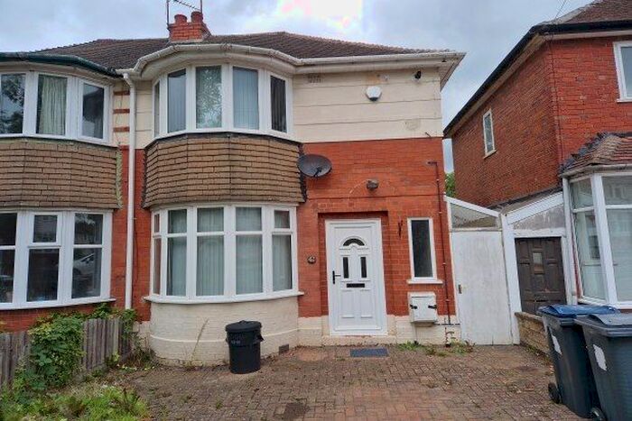 2 Bedroom Property To Rent In Corisande Road, Birmingham, B29