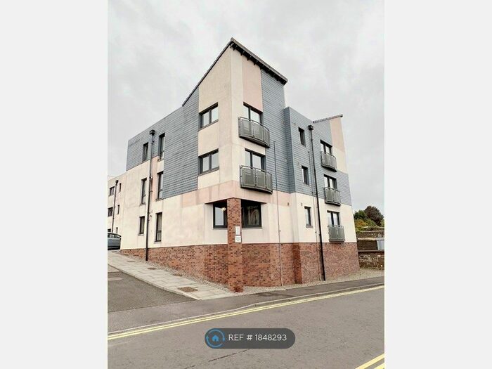 2 Bedroom Flat To Rent In Queen Street, Forfar, DD8