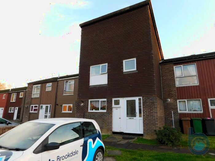 3 Bedroom Terraced House To Rent In Oldbrook, Peterborough, Cambridgeshire, PE3