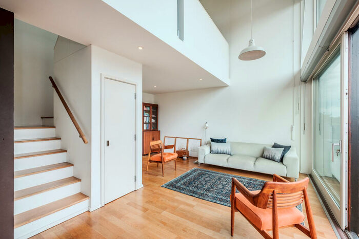 2 Bedroom Apartment To Rent In Stepney City Apartments, Whitechapel, E1