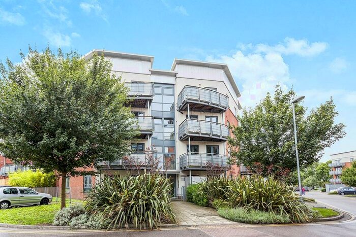 2 Bedroom Flat To Rent In Hale House Berber Parade, London, SE18