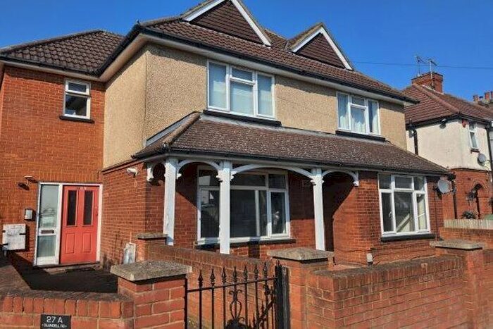 2 Bedroom Flat To Rent In Blundell Road, Luton, LU3