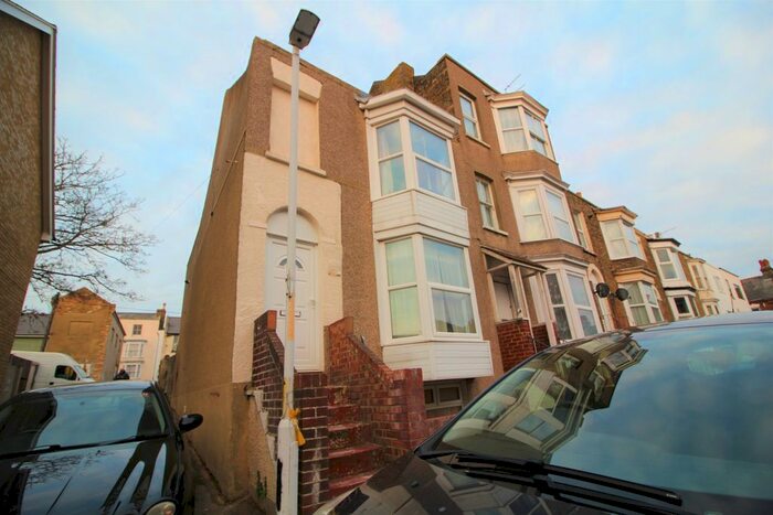 4 Bedroom Terraced House To Rent In Dane Hill Row, Margate CT9