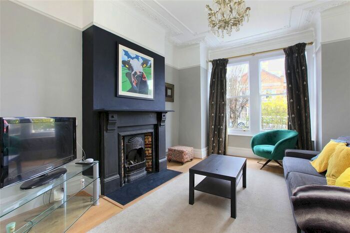 5 Bedroom Terraced House To Rent In Cavendish Road, Clapham South, London, SW12