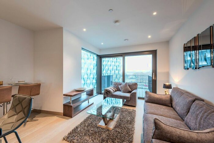 2 Bedroom Flat To Rent In Embassy Gardens, , Nine Elms, London, SW11