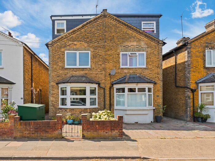 4 Bedroom Semi-Detached House To Rent In Willoughby Road, Kingston Upon Thames, KT2