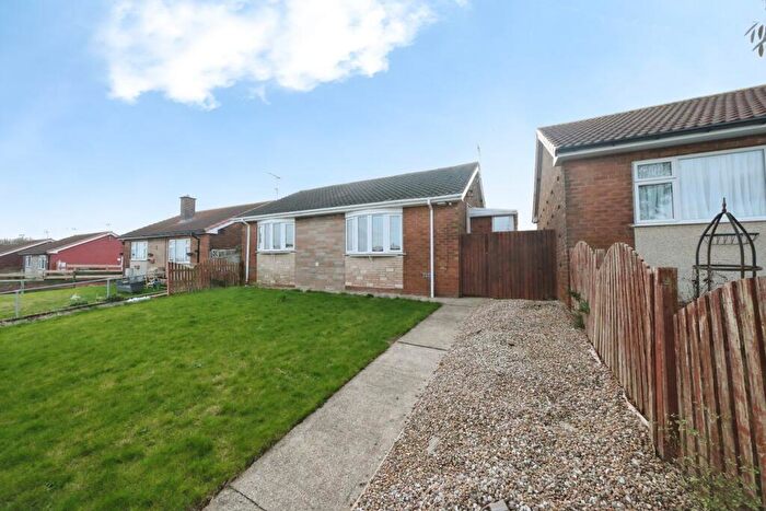 2 Bedroom Detached Bungalow For Sale In Field Drive, Shirebrook, Mansfield, NG20