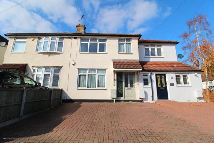 3 Bedroom Terraced House To Rent In Church Road, Harold Wood, Romford, Essex, RM3
