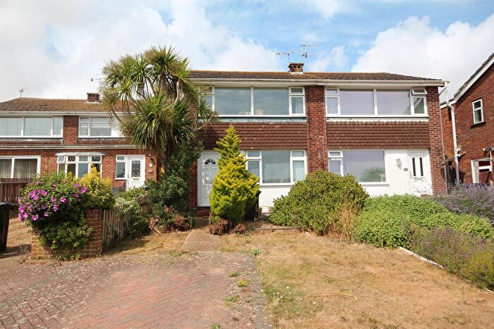 2 Bedroom End Of Terrace House To Rent In Rowan Close, Portslade, Brighton, BN41