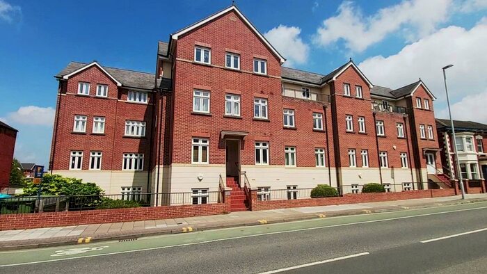 2 Bedroom Apartment To Rent In The Strand, London Road, GL1