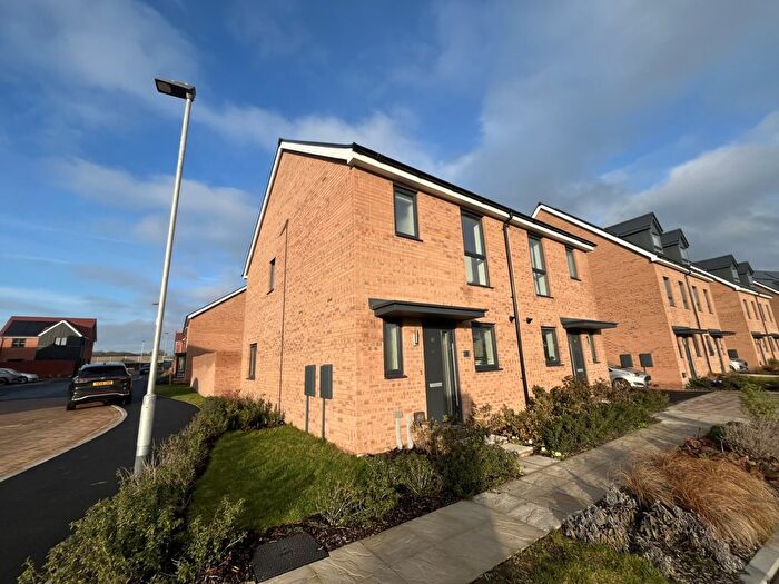 2 Bedroom Semi Detached House To Rent In Buzzard Close, Heybridge, CM9