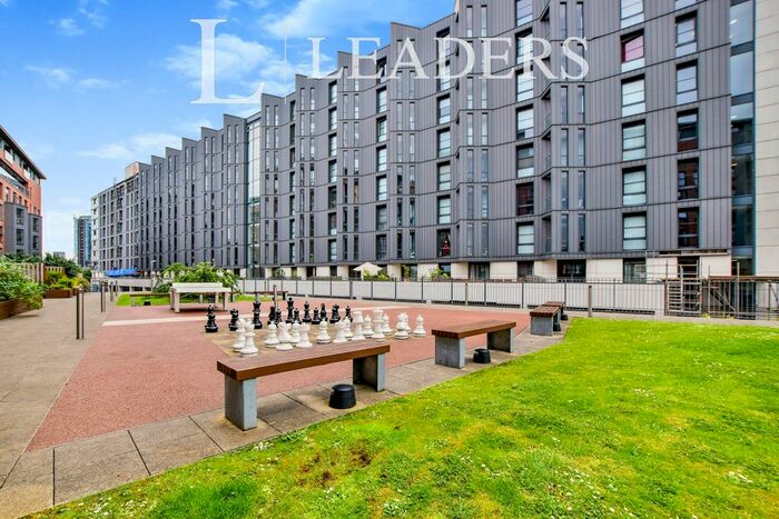 2 Bedroom Flat To Rent In Milliners Wharf, Munday Street, New Islington, M4